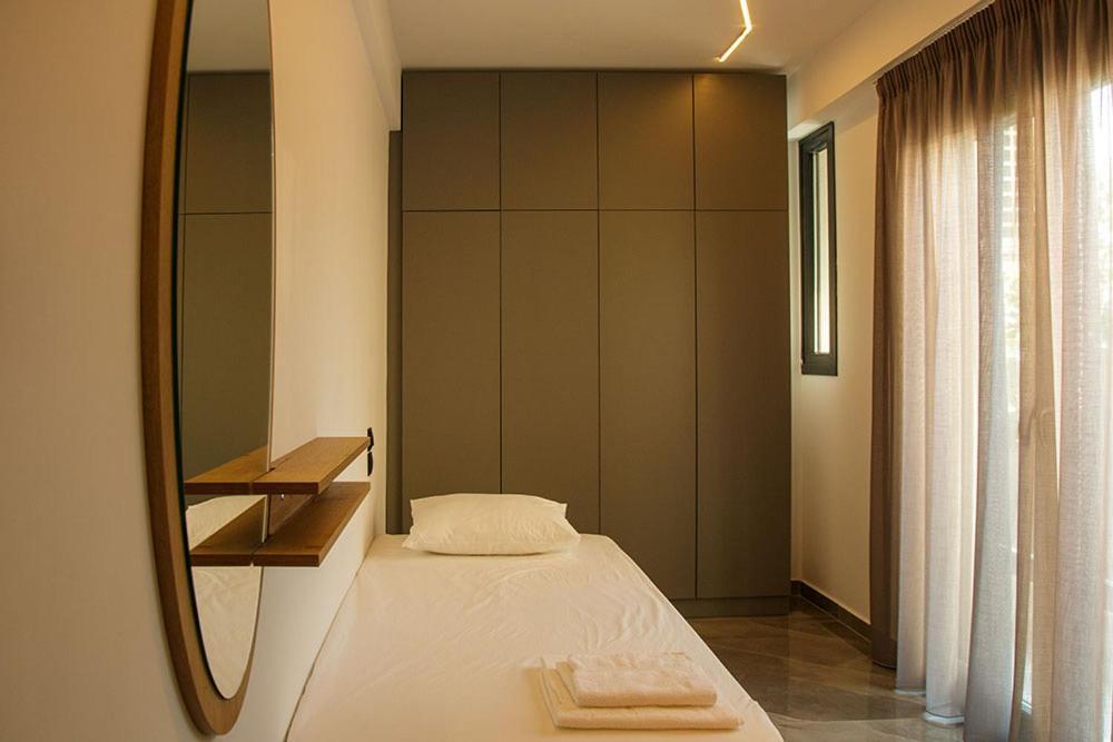 P J Luxury Suites Serres Buitenkant foto