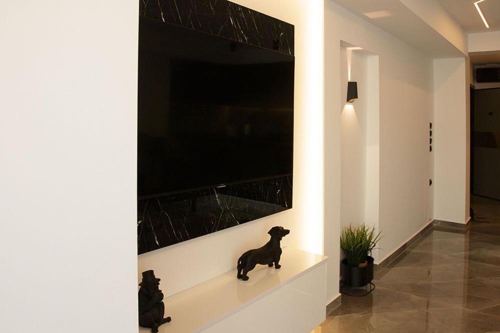 P J Luxury Suites Serres Buitenkant foto
