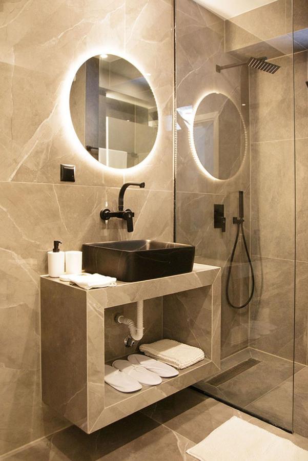 P J Luxury Suites Serres Buitenkant foto