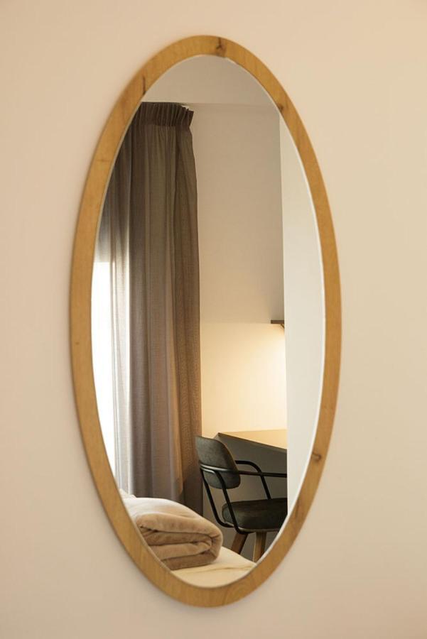 P J Luxury Suites Serres Buitenkant foto