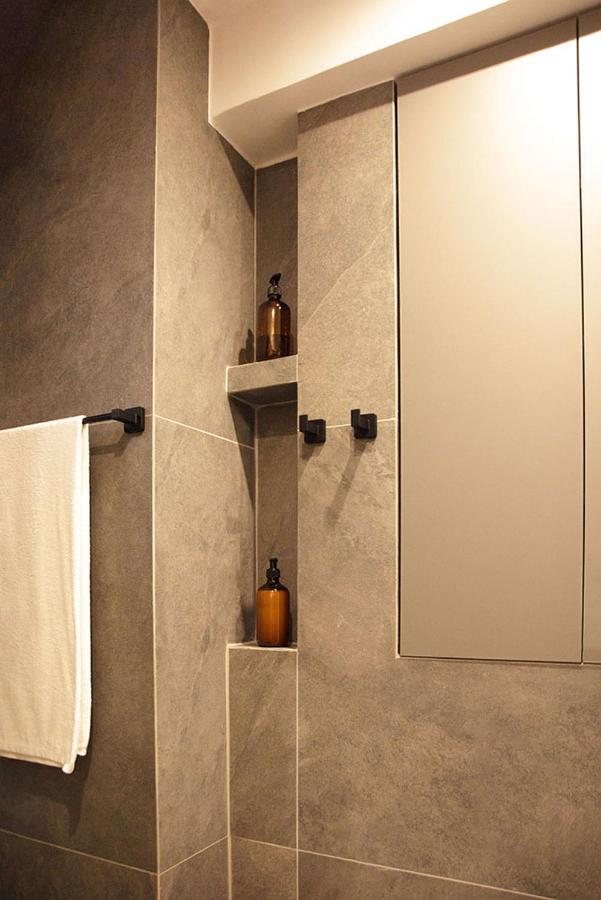 P J Luxury Suites Serres Buitenkant foto