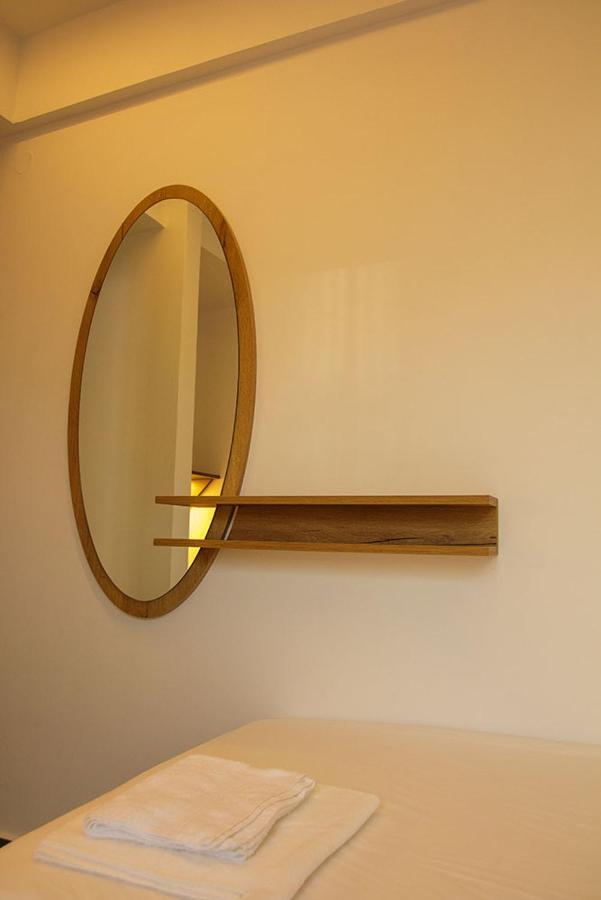 P J Luxury Suites Serres Buitenkant foto