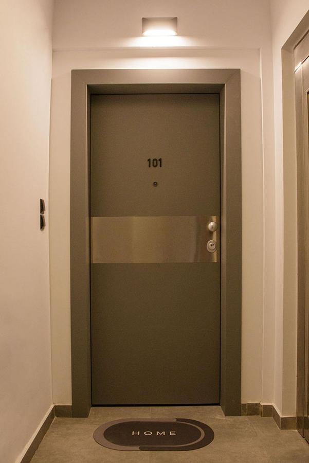 P J Luxury Suites Serres Buitenkant foto